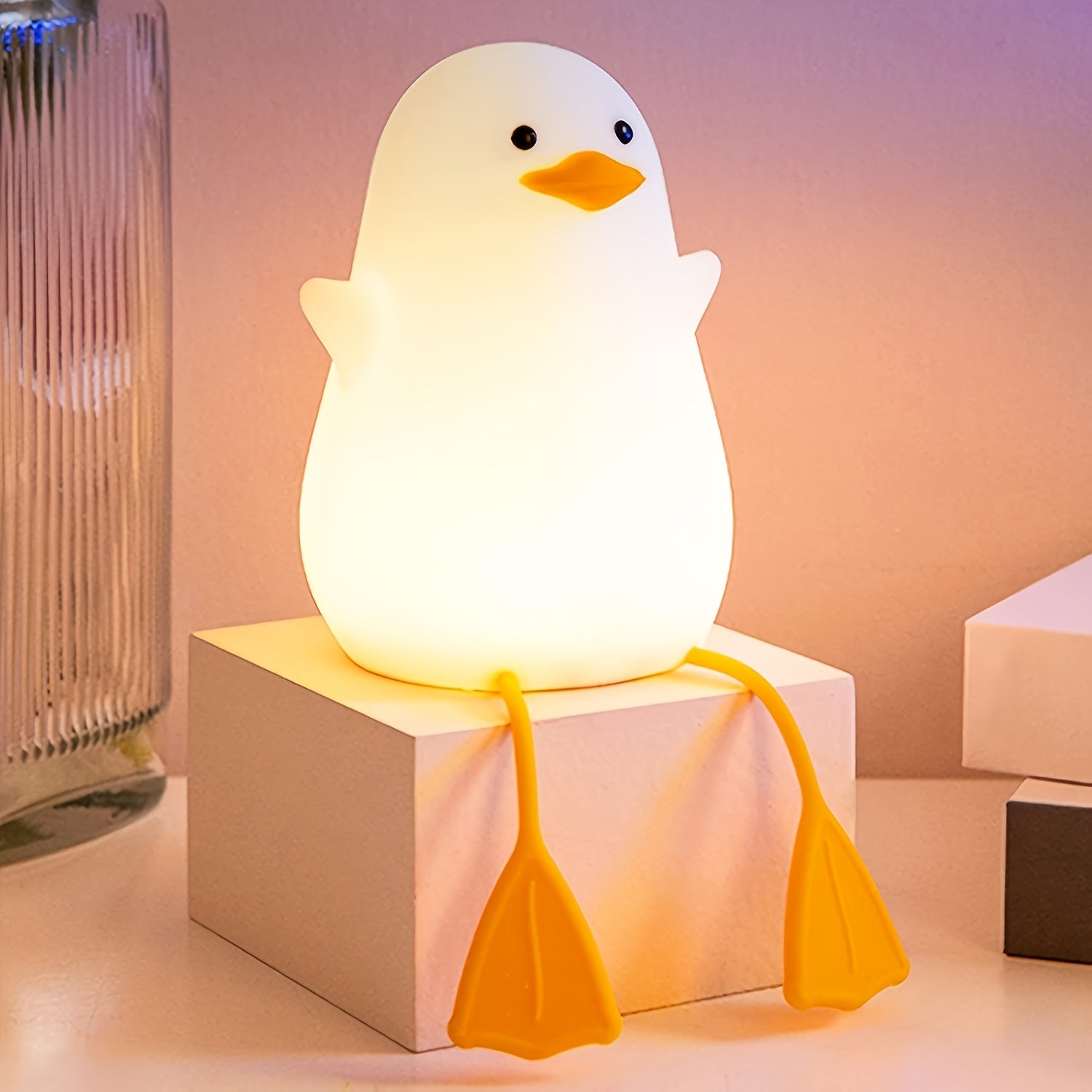 A Yellow Duck Night Light, a Fun Yellow Gull That Flaps Its Wings, a Phone Holder, a Rechargeable Night Lamp, Suitable for Bedrooms And Living Rooms, a Quirky Home Decoration, Perfect for Birthday And Easter Gifts.