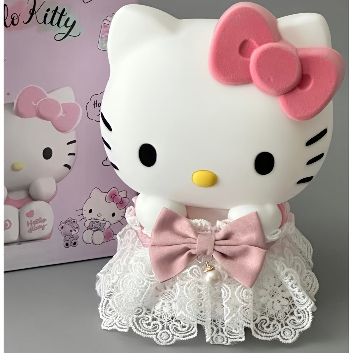 [Cute Hello Kitty] Sanrio Hello Kitty Pink USB Night Light | Cute Style Silicone Soft Touch 2-level Adjustable 3-Color Light Remote Control Built-in 1200mAh Battery Supports USB Charging For Decoration Bedroom Sleeping Daily Or Birthday Gifts