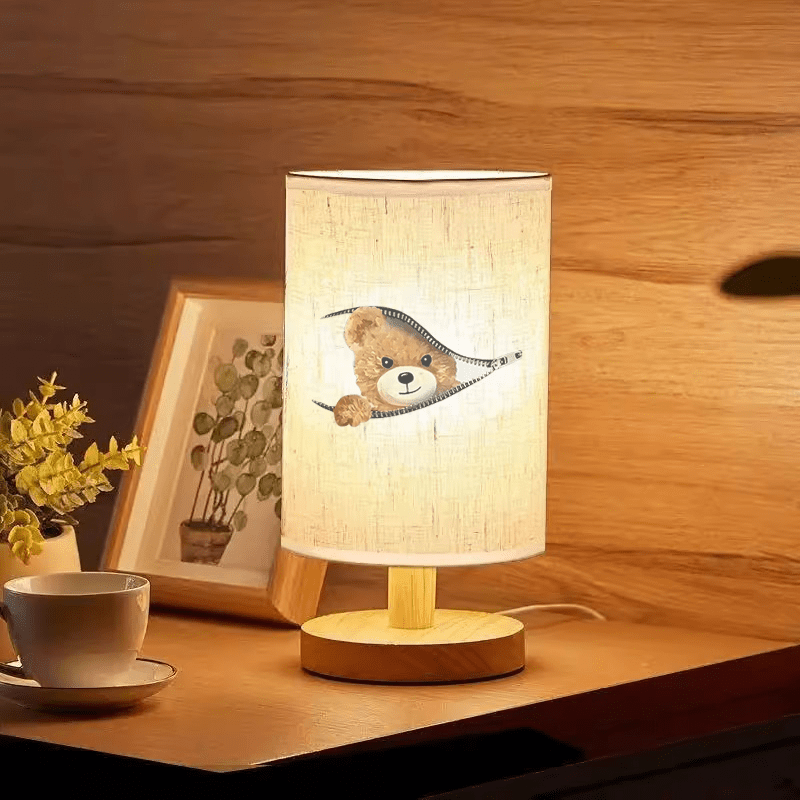 Adorable Bear Print Atmosphere Bedside Lamp, Nordic Log Color Table Lamp, LED Light Suitable for Bedroom and Dormitory, Indoor LED Light with Cloth Shade, Powered by USB - No Battery Required - Suitable for Home and Office Use, Perfect as a Gift